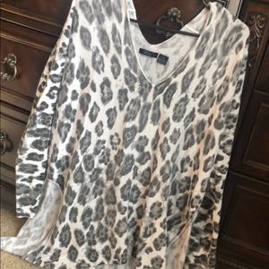 Leopard long sleeve shirt/sweater